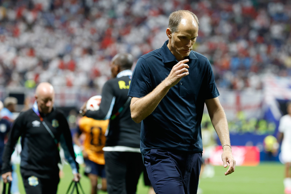England head coach Thomas Tuchel leaves the field at half time of the World Cup round of 32 soccer match between England and Congo in Atlanta, Wednesday, July 1, 2026. (AP Photo/Erik S. Lesser)