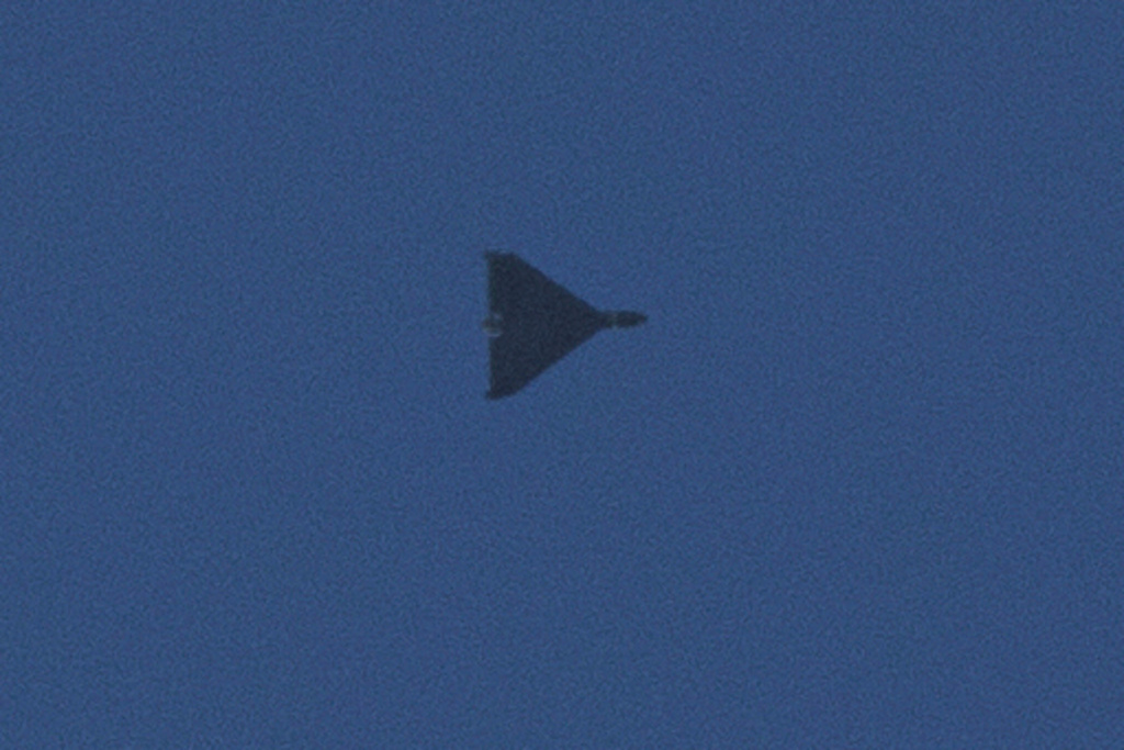 A Shahed drone flies during a Russian strike on Kyiv, Ukraine, on Sunday, Sept. 7, 2025. (AP Photo/Evgeniy Maloletka)null
