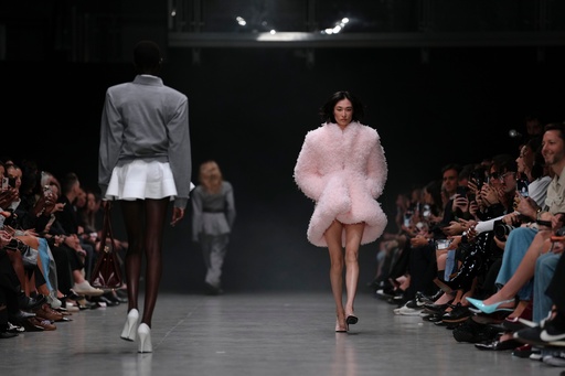 A model wears a creation as part of the Stella McCartney Spring/Summer 2026 collection presented in Paris, Tuesday, Sept. 30, 2025. (AP Photo/Aurelien Morissard) A model wears a creation as part of the Stella McCartney Spring/Summer 2026 collection presented in Paris, Tuesday, Sept. 30, 2025. (AP Photo/Aurelien Morissard)