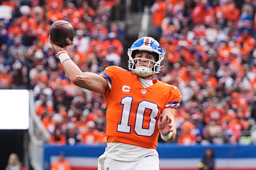 Denver Broncos quarterback Bo Nix throws a pass in the second half of an NFL football game against the Dallas Cowboys Sunday, Oct. 26, 2025, in Denver. (AP Photo/David Zalubowski) Denver Broncos quarterback Bo Nix throws a pass in the second half of an NFL football game against the Dallas Cowboys Sunday, Oct. 26, 2025, in Denver. (AP Photo/David Zalubowski)