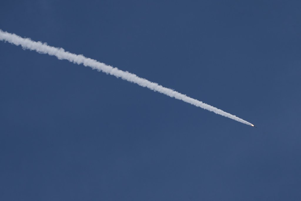 Israel's air defense system fires to intercept projectiles fired from Lebanon as seen from northern Israel, Sunday, May 31, 2026. (AP Photo/Ariel Schalit)
