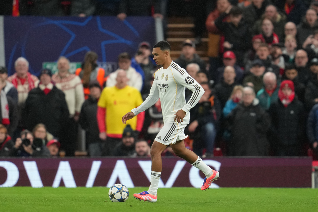 Real Madrid's Trent Alexander-Arnold in action during the Champions League soccer match between Liverpool and Real Madrid in Liverpool, England, Tuesday, Nov. 4, 2025. (AP Photo/Jon Super)