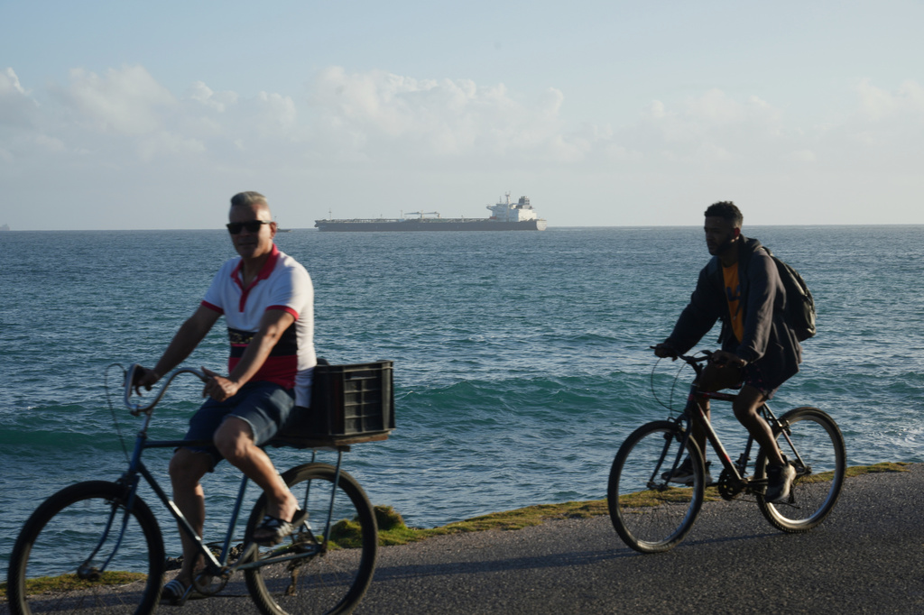 Russian-flagged oil tanker Anatoly Kolodkin approaches Matanzas in Matanzas, Cuba, Tuesday, March 31, 2026.. (AP Photo/Ramon Espinosa)