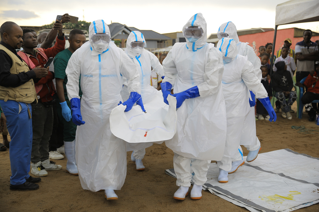 Ebola response teams organize a public demonstration to raise awareness about the Ebola virus disease in Beni, North Kivu province, eastern Congo, Tuesday, Sept. 22, 2026. (AP Photo/Sebastien Kitsa Musayi)