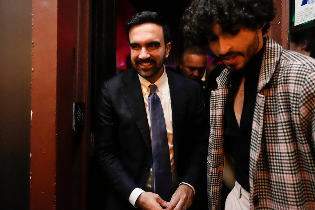 Mayor-elect Zohran Mamdani greets his staff and supporters at an after-party after his election watch party, Wednesday, Nov. 5, 2025, in New York. (AP Photo/Yuki Iwamura)