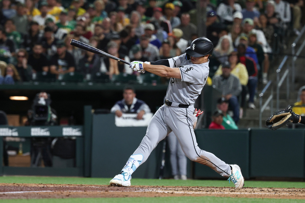 Chicago White Sox's Munetaka Murakami hits a grand slam during the seventh inning of a baseball game against the Athletics Friday, April 17, 2026, in West Sacramento, Calif. (AP Photo/Sara Nevis)