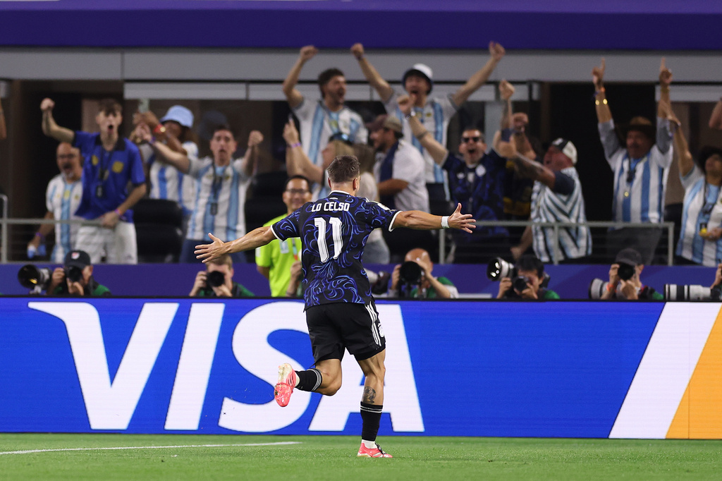 Argentina's Giovani Lo Celso (11) celebrates an opening goal on a penalty kick during the World Cup Group J soccer match between Jordan and Argentina in Arlington, Texas, near Dallas, Saturday, June 27, 2026. (AP Photo/Sam Hodde)