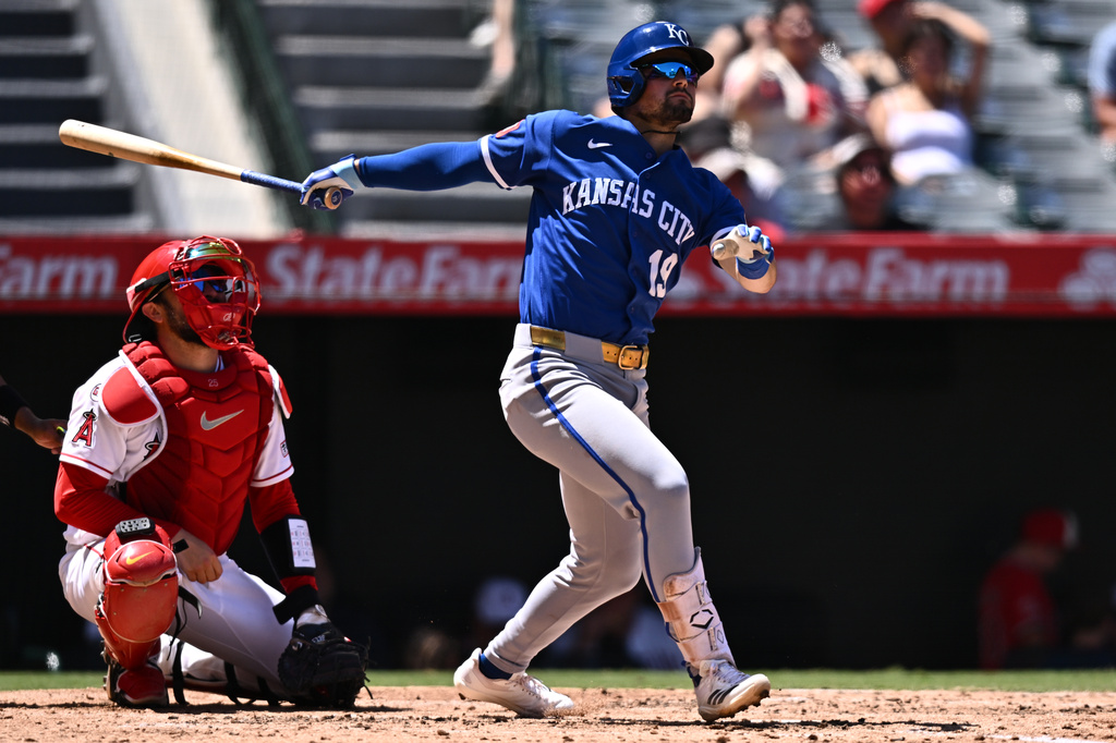 Kansas City Royals' Michael Massey, right, watches hishome run during the fourth inning of a baseball game against the Los Angeles Angels, Sunday, Aug. 16, 2026, in Anaheim, Calif. (AP Photo/William Liang)