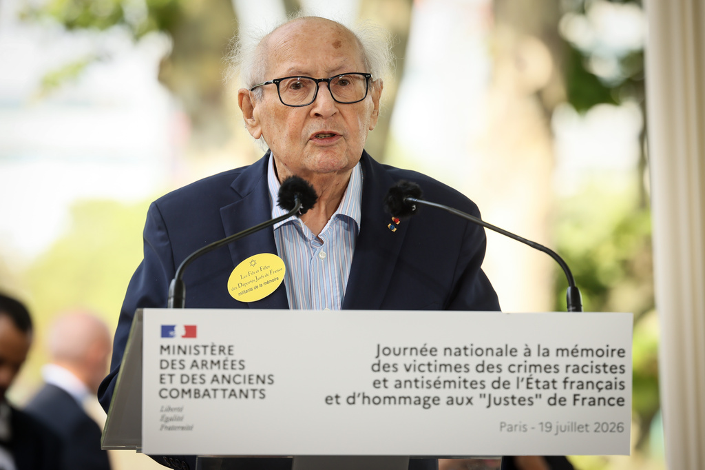 Serge Klarsfeld, President of the Association of Sons and Daughters of Jewish Deportees from France, delivers a speech during a ceremony marking the 84th anniversary of the 1942 Vel d'Hiv police roundup, the largest roundup of Jews in France during World War II, and paying tribute to the Righteous Among the Nations of France ,in Paris, Sunday, July 19, 2026. (AP Photo/Thomas Padilla)