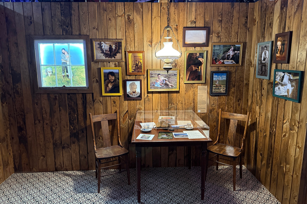 A recreation of the kitchen inside Paul and Linda McCartney's Scotland home at the Paul McCartney and WINGS exhibit at the Rock Roll Hall of Fame on Thursday, May 14, 2026, in Cleveland, Ohio. (AP Photo/Patrick Aftoora-Orsagos)