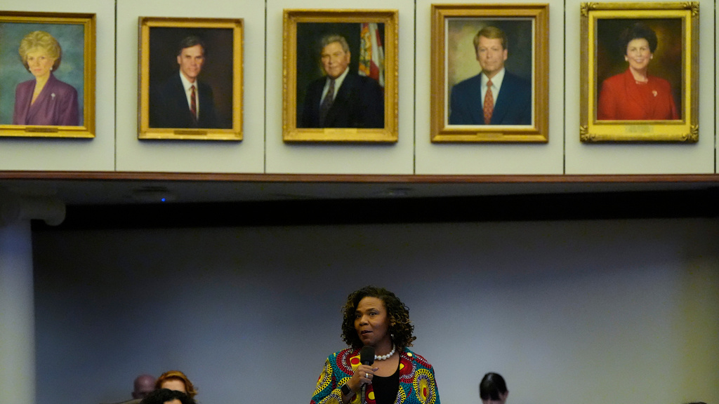 Sen. Bracy Davis speaks during debate on SB 8-D, a redistricting bill, during a special session of the Florida Legislature, Wednesday, April 29, 2026, in Tallahassee, Fla. (AP Photo/Mike Stewart)