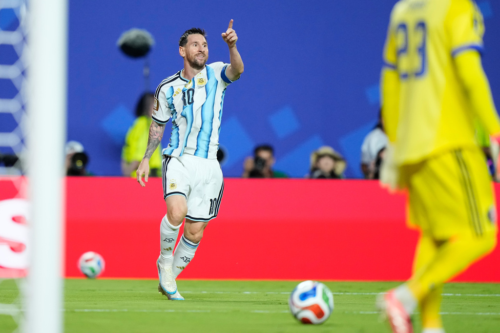 Argentina's Lionel Messi reacts after scoring his third goal during the World Cup Group J soccer match between Argentina and Algeria in Kansas City, Mo., Tuesday, June 16, 2026. (AP Photo/Charlie Riedel)
