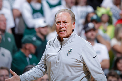 Michigan State coach Tom Izzo reacts during the second half of an NCAA college basketball exhibition game, Thursday, Oct. 23, 2025, in East Lansing, Mich. (AP Photo/Al Goldis) Michigan State coach Tom Izzo reacts during the second half of an NCAA college basketball exhibition game, Thursday, Oct. 23, 2025, in East Lansing, Mich. (AP Photo/Al Goldis)