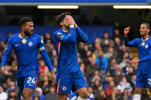 Chelsea's Reece James, Pedro Neto and Joao Pedro, from left, react during the English Premier League soccer match between Chelsea and Sunderland in London, Saturday, Oct. 25, 2025. (AP Photo/Joanna Chan) Chelsea's Reece James, Pedro Neto and Joao Pedro, from left, react during the English Premier League soccer match between Chelsea and Sunderland in London, Saturday, Oct. 25, 2025. (AP Photo/Joanna Chan)