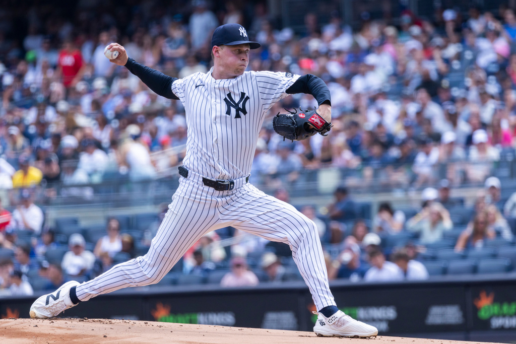 New York Yankees pitcher Will Warren throws in the first inning during a baseball game against the Boston Red Sox, Sunday, Aug. 30, 2026, in New York. (AP Photo/Corey Sipkin)