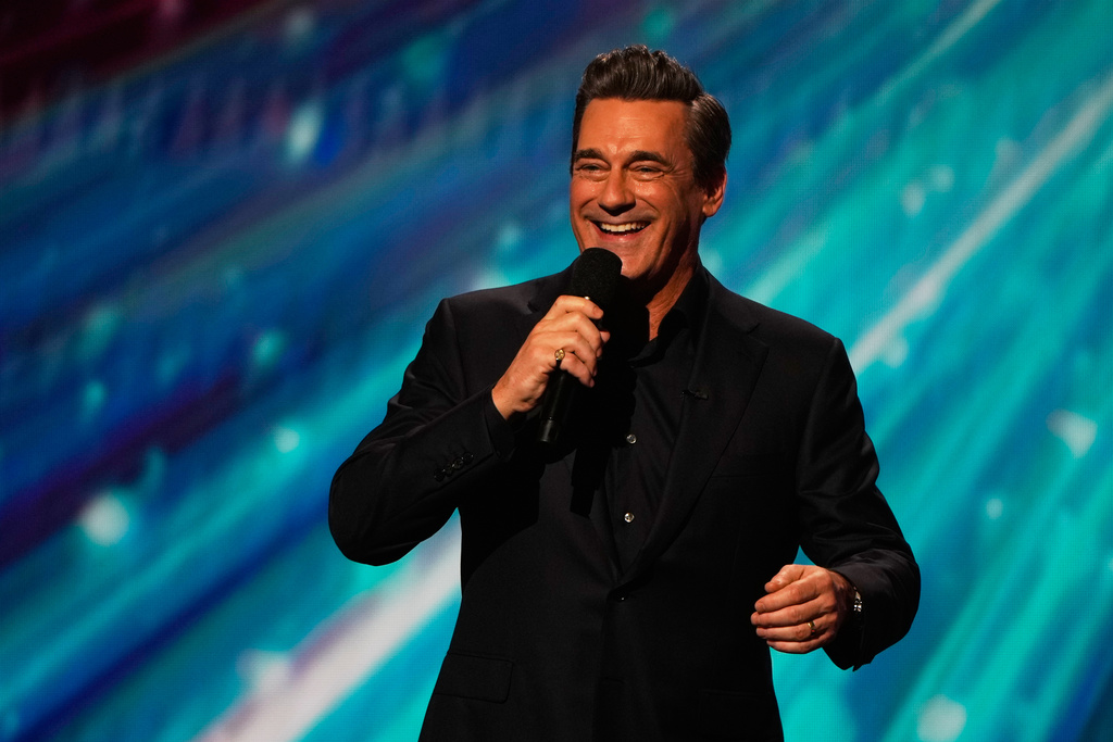 Actor, Jon Hamm hosts the NFL Honors award show, Thursday, Feb. 5, 2026, in San Francisco. (AP Photo/Charlie Riedel)