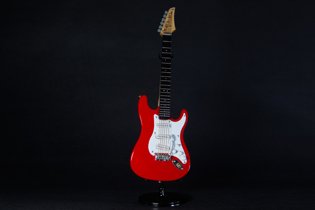 A miniature electric guitar in Phoenix, Saturday, June 2, 2026. (AP Photo/Dario Lopez-Mills)