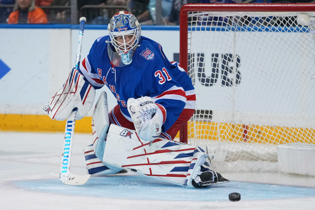 New York Rangers goaltender Igor Shesterkin (31) protects the net during the second period of an NHL hockey game against the Pittsburgh Penguins Saturday, Feb. 28, 2026, in New York. (AP Photo/Frank Franklin II)