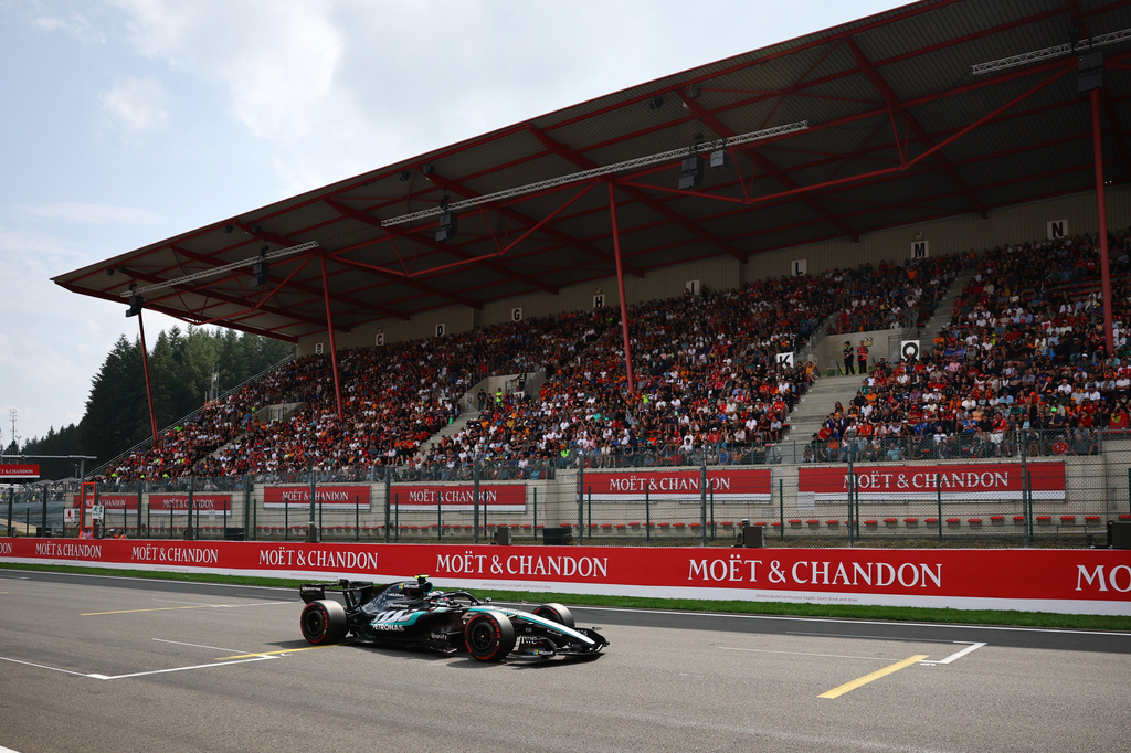 Mercedes driver Andrea Kimi Antonelli of Italy steers his car during the qualifying session ahead of the Formula One Grand Prix at the Spa-Francorchamps racetrack in Spa, Belgium, Saturday, July 18, 2026. (Sarah Meyssonnier, Pool Photo via AP)
