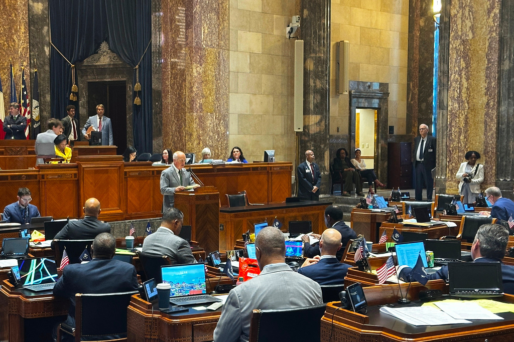 Louisiana state Sen. Jay Morris defends his legislature, Senate Bill 121, to members of the Louisiana state legislature on Thursday, May 14, 2026, in Baton Rouge, La. (AP Photo/Stephen Smith)