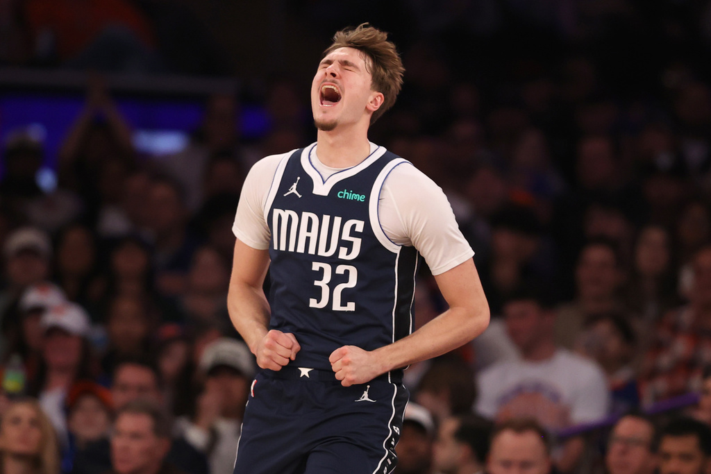 Dallas Mavericks' Cooper Flagg yells during the first half of an NBA basketball game against the New York Knicks, Monday, Jan. 19, 2026, in New York. (AP Photo/Pamela Smith)