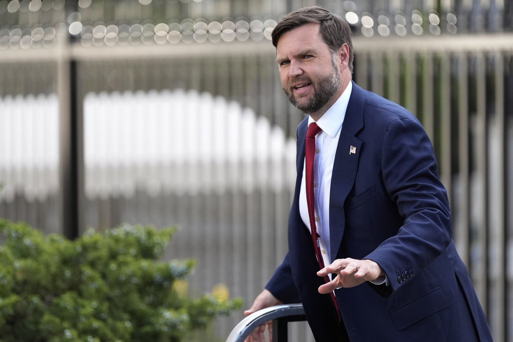 Vice President JD Vance walks to the West Wing of the White House, Tuesday, Aug. 26, 2025, in Washington. (AP Photo/Alex Brandon)