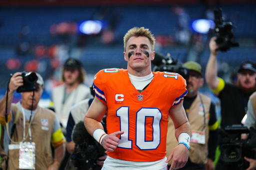 Denver Broncos quarterback Bo Nix (10) jogs off the field after an NFL football game against the Dallas Cowboys Sunday, Oct. 26, 2025, in Denver. (AP Photo/Jack Dempsey) Denver Broncos quarterback Bo Nix (10) jogs off the field after an NFL football game against the Dallas Cowboys Sunday, Oct. 26, 2025, in Denver. (AP Photo/Jack Dempsey)