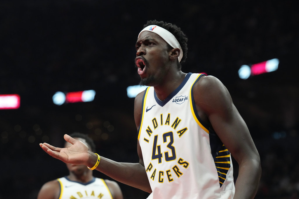 Indiana Pacers forward Pascal Siakam (43) reacts during first half NBA Cup basketball action against the Toronto Raptors in Toronto on Wednesday, Nov. 26, 2025. (Chris Young/The Canadian Press via AP)