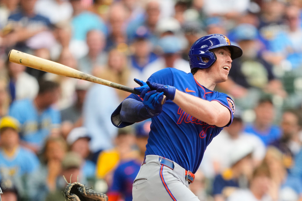 New York Mets' Brett Baty hits a home run during the fifth inning of a baseball game against the Milwaukee Brewers, Wednesday, July 22, 2026, in Milwaukee. (AP Photo/Kayla Wolf)