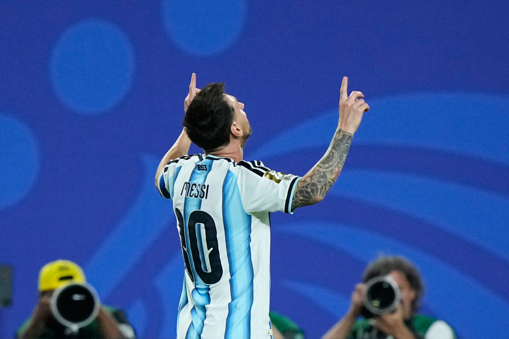 Argentina's Lionel Messi celebrates after scoring his team's second goal during the World Cup Group J soccer match between Argentina and Algeria in Kansas City, Mo., Tuesday, June 16, 2026. (AP Photo/Charlie Riedel)