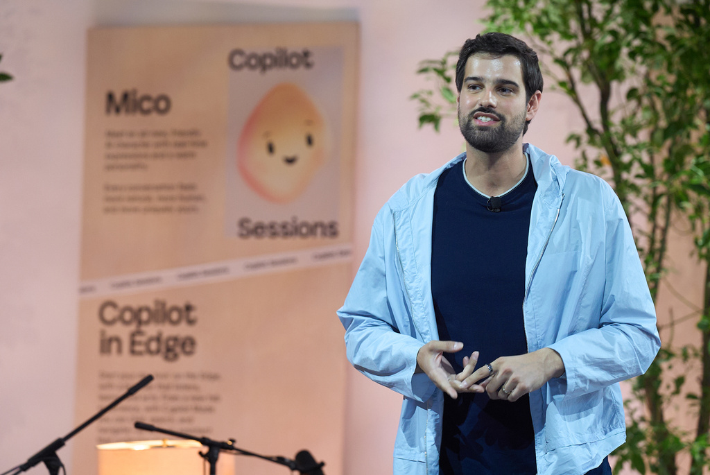 Jacob Andreou, CVP, Product and Growth, Microsoft AI, introduces Mico, short for Microsoft Integrated Companion, the new Microsoft Copilot, a memory-based AI assistant during Microsoft's Fall 2025 Copilot Sessions event on Wednesday, Oct. 22, 2025, in Los Angeles. (AP Photo/Damian Dovarganes)