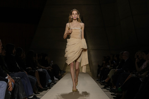 A model wears a creation as part of the Chloe Spring/Summer 2026 collection presented in Paris, Sunday, Oct. 5, 2025. (AP Photo/Aurelien Morissard) A model wears a creation as part of the Chloe Spring/Summer 2026 collection presented in Paris, Sunday, Oct. 5, 2025. (AP Photo/Aurelien Morissard)