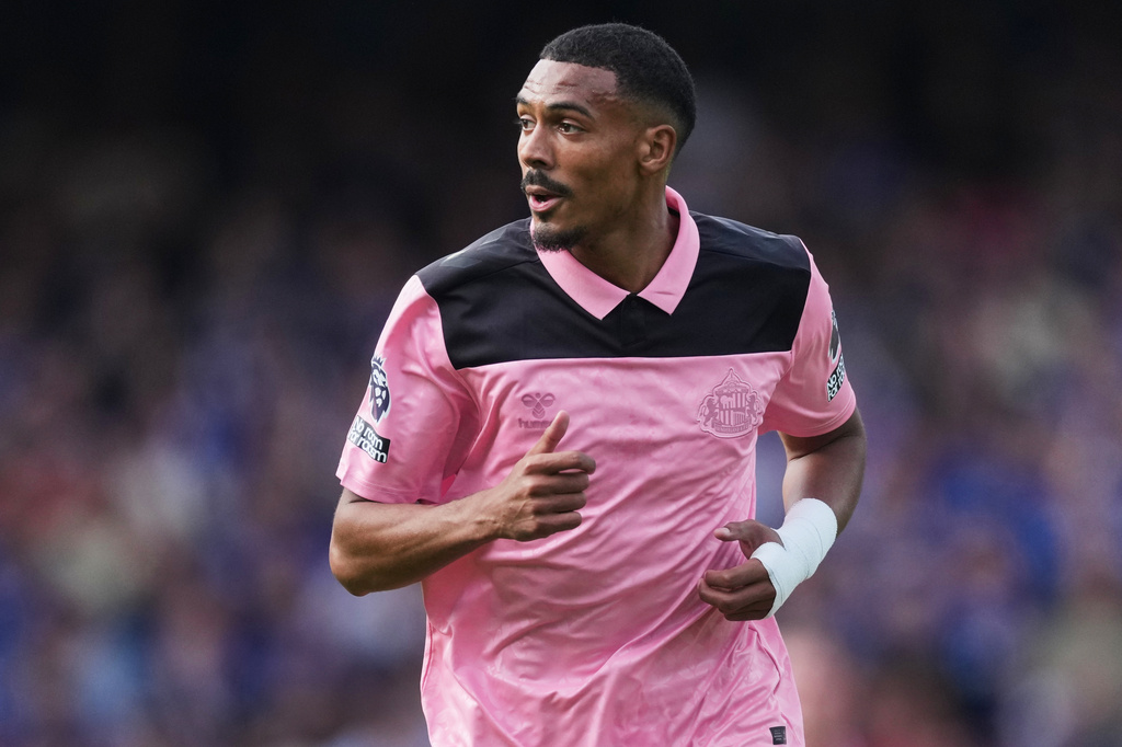 FILE - Sunderland's Wilson Isidor runs into position during the English Premier League soccer match between Ipswich Town and Sunderland, in Ipswich, England, Aug. 22, 2026. (AP Photo/Dave Shopland, File)