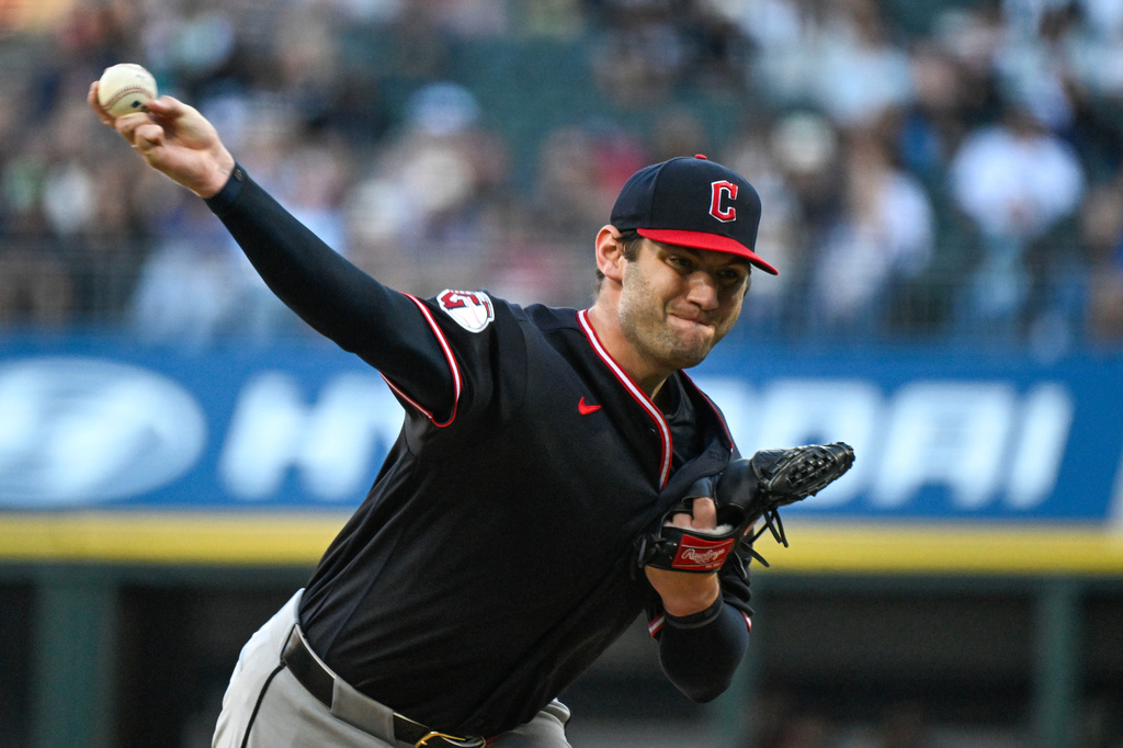 Cleveland Guardians pitcher Gavin Williams delivers during the first inning of a baseball game against the Chicago White Sox, Monday, June 22, 2026, in Chicago. (AP Photo/Matt Marton)