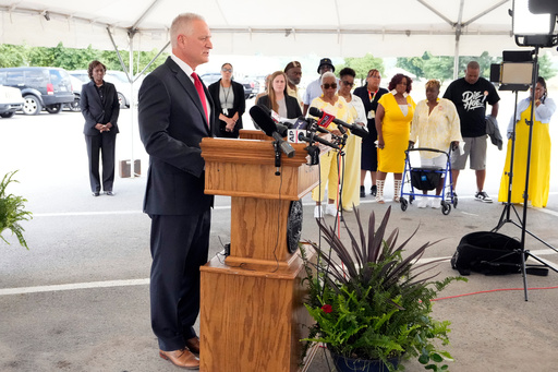 FILE - Tennessee Department of Correction Commissioner Frank Strada reads a statement as relatives of victims of convicted murderer Byron Black listen outside Riverbend Maximum Security Institution after the execution of Byron Black, Tuesday, Aug. 5, 2025, in Nashville, Tenn. (AP Photo/Mark Humphrey,File) FILE - Tennessee Department of Correction Commissioner Frank Strada reads a statement as relatives of victims of convicted murderer Byron Black listen outside Riverbend Maximum Security Institution after the execution of Byron Black, Tuesday, Aug. 5, 2025, in Nashville, Tenn. (AP Photo/Mark Humphrey,File)