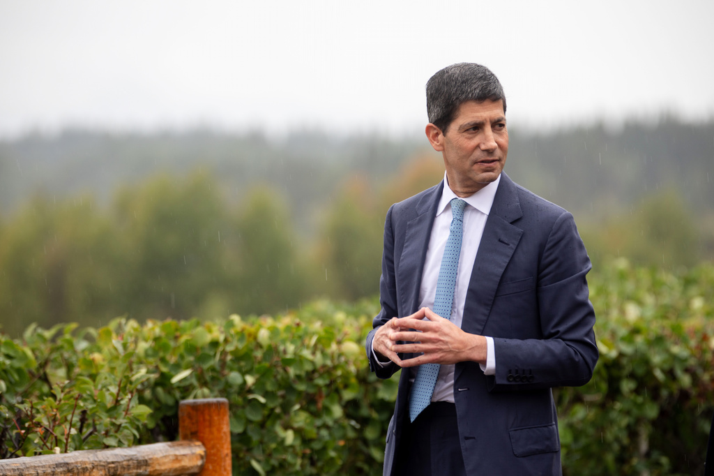 Fed Chair Kevin Warsh arrives at the annual Jackson Hole Economic Policy Symposium on Friday, Aug. 28, 2026, in Moran, Wyo. (AP Photo/Amber Baesler)