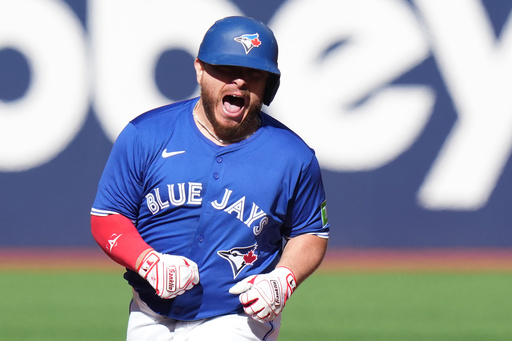 Toronto Blue Jays' Alejandro Kirk rounds the bases after hitting a grand slam against the Tampa Bay Rays during first-inning baseball game action in Toronto, Sunday, Sept. 28, 2025. (Chris Young/The Canadian Press via AP) Toronto Blue Jays' Alejandro Kirk rounds the bases after hitting a grand slam against the Tampa Bay Rays during first-inning baseball game action in Toronto, Sunday, Sept. 28, 2025. (Chris Young/The Canadian Press via AP)