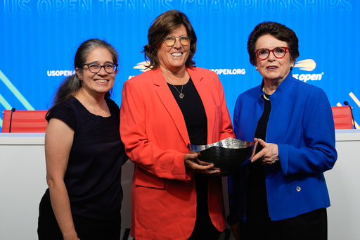 FILE - From left, Naila-Jean Meyers, of the Minnesota Star Tribune, Sally Jenkins, of The Washington Post, and Billie Jean King, right, pose for a photo, Sept. 7, 2024, in New York. (AP Photo/Seth Wenig, File) FILE - From left, Naila-Jean Meyers, of the Minnesota Star Tribune, Sally Jenkins, of The Washington Post, and Billie Jean King, right, pose for a photo, Sept. 7, 2024, in New York. (AP Photo/Seth Wenig, File)