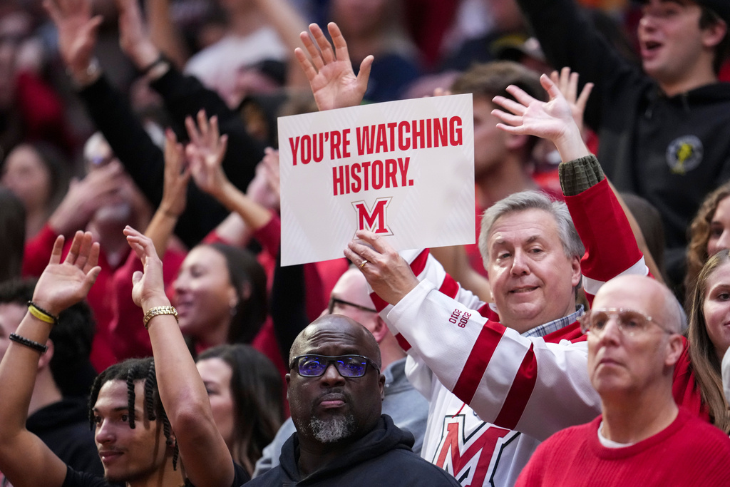 Miami (Ohio) fans look on during the first half of an NCAA college basketball game against Bowling Green, Friday, Feb. 20, 2026, in Oxford, Ohio. (AP Photo/Jeff Dean)