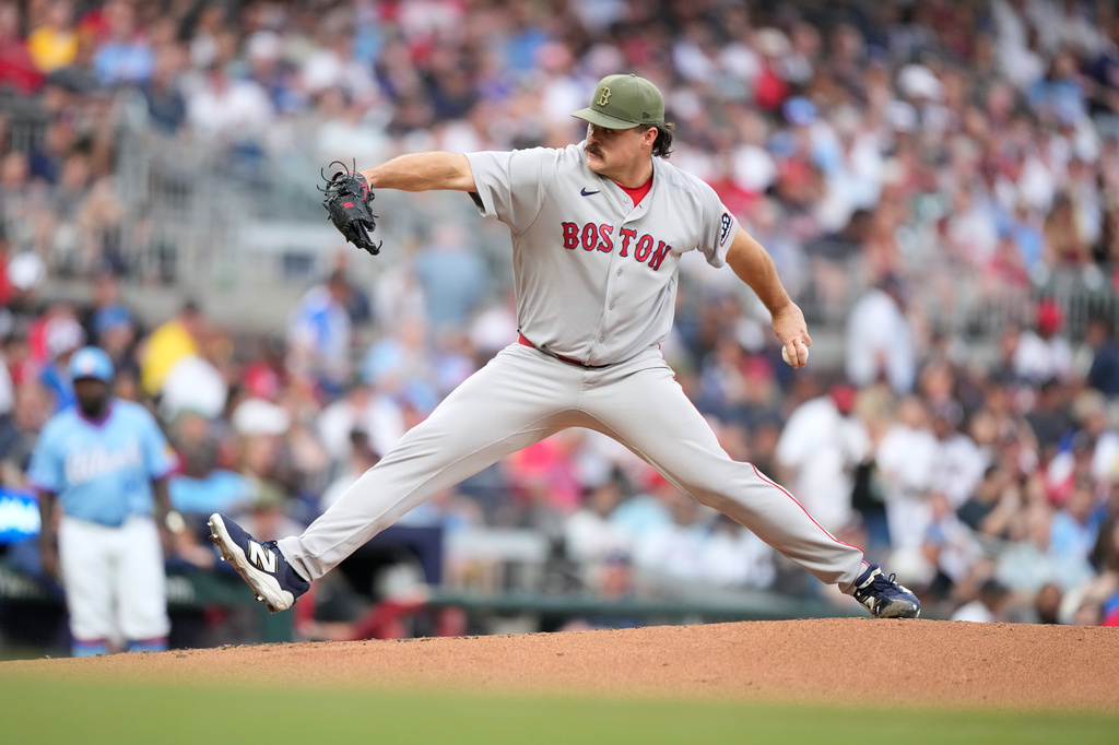 Boston Red Sox pitcher Payton Tolle (70) delivers in the first inning of a baseball game against the Atlanta Braves Saturday, May 16, 2026, in Atlanta. (AP Photo/Brynn Anderson)