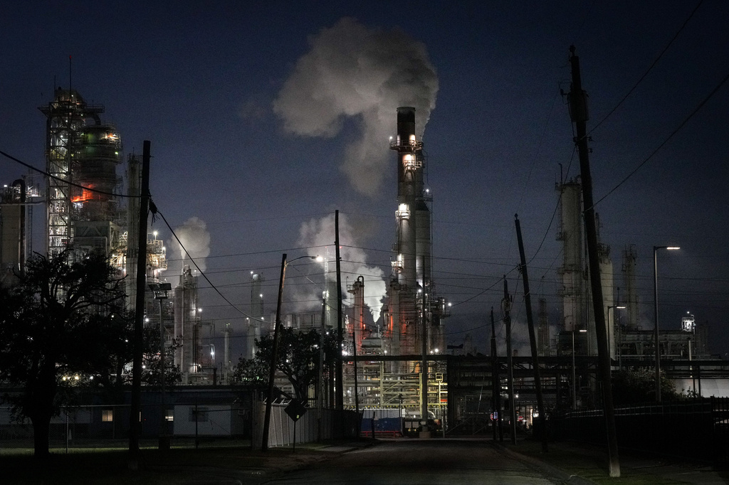 A Citgo oil refinery operates next to the Hillcrest neighborhood Thursday, Nov. 16, 2023, in Corpus Christi, Texas. (Jon Shapley/Houston Chronicle via AP)