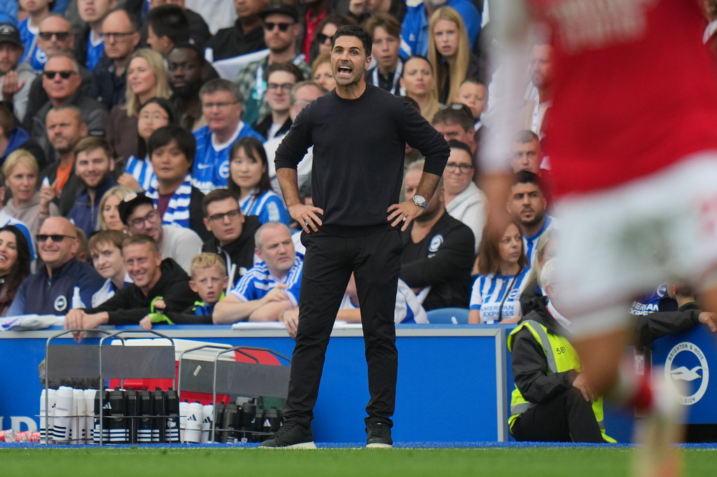 Arsenal's manager Mikel Arteta gives instructions during the English Premier League soccer match between Brighton & Hove Albion and Arsenal in Brighton, England, Saturday, Sept. 19, 2026. (AP Photo/Kin Cheung)