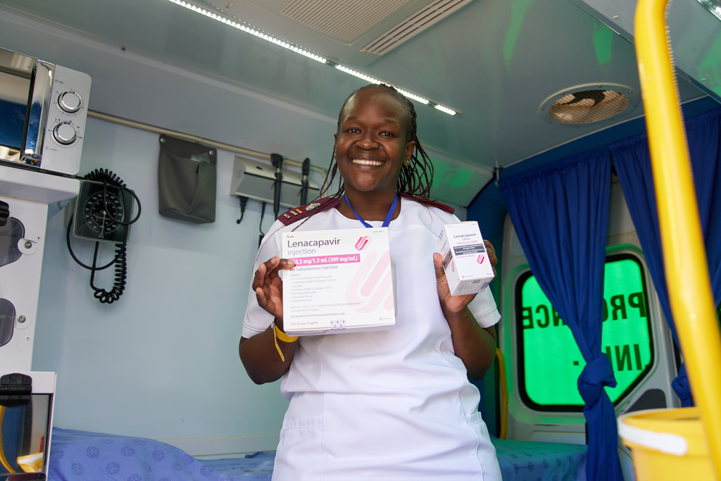 Thandeka Shabangu, a nurse, holds Lenacapavir before administering it to a patient at a mobile clinic in Secunda, South Africa, Friday, June 5, 2026. (AP Photo/Kayleen Morgan)