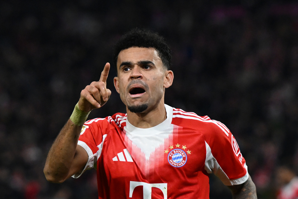 Bayern Munich's Luis Díaz celebrates scoring during the Bundesliga soccer match between Bayern Munich and FC St. Pauli in Munich, Germany, Saturday Nov. 29, 2025. (Sven Hoppe/dpa via AP)