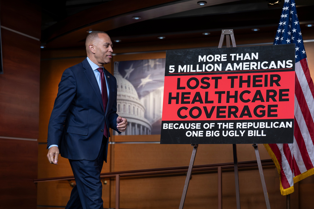 House Minority Leader Hakeem Jeffries, D-N.Y., arrives to speak to reporters at the Capitol in Washington, Monday, June 29, 2026. (AP Photo/J. Scott Applewhite)
