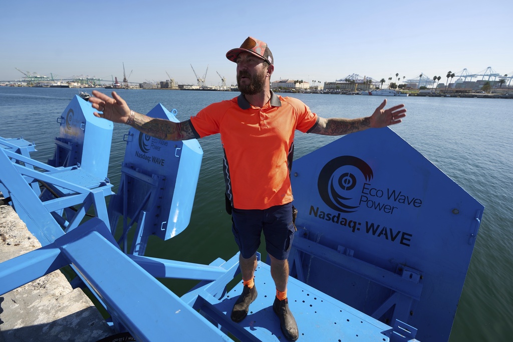Ian Crichton, of C&S Welding Inc., talks about an onshore wave energy site, a pilot by Eco Wave Power, at the Port of Los Angeles' AltaSea ocean institute, on Thursday, Sept. 4, 2025, in Los Angeles. (AP Photo/Damian Dovarganes)