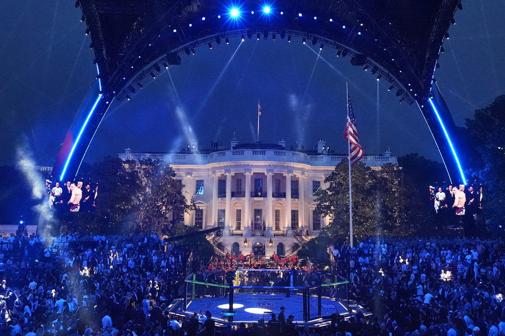 Lights shine at the UFC Freedom 250 on the South Lawn of the White House, Sunday, June 14, 2026, in Washington. (AP Photo/Mark Schiefelbein)