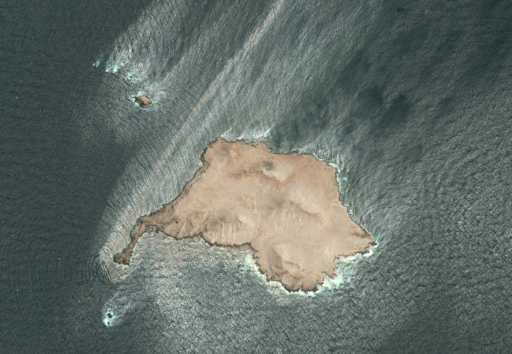 This satellite photo taken Wednesday Aug. 5, 2026, shows the tanker Caroline Bezengi, grounded and partly submerged off the coast of Oman, leaking crude oil into the sea. (Pléiades © CNES 2026, Distribution Airbus DS via AP)