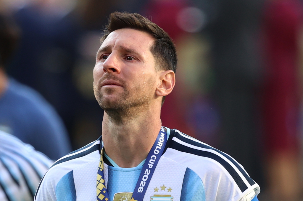Argentina's Lionel Messi reacts after losing to Spain in the World Cup final soccer match between Spain and Argentina in East Rutherford, N.J., near New York, Sunday, July 19, 2026. (AP Photo/Pamela Smith)