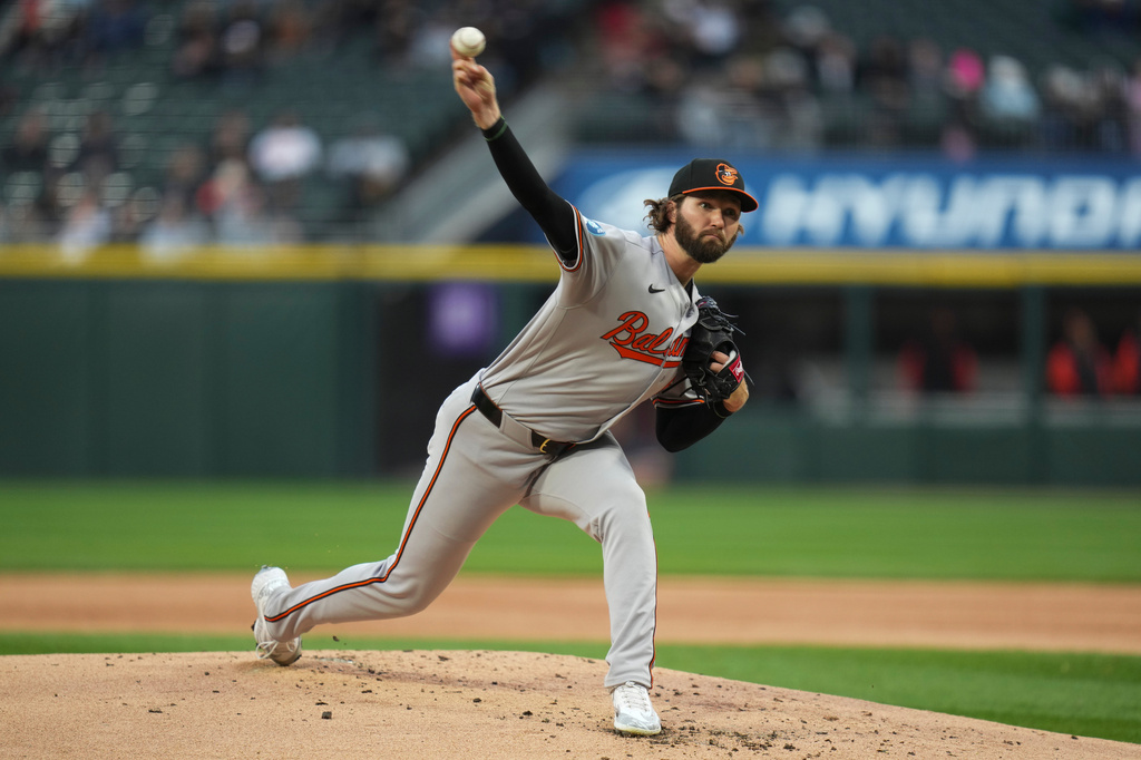 Baltimore Orioles starting pitcher Brandon Young throws against the Chicago White Sox during the first inning of a baseball game Monday, April 6, 2026, in Chicago. (AP Photo/Erin Hooley)